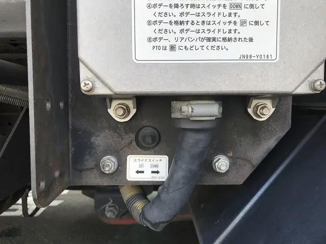 いすゞ エルフ TRG-NPR85AN(2WD)の写真41