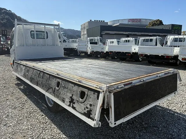 日野 デュトロ TKG-XZU655M(2WD)の写真13