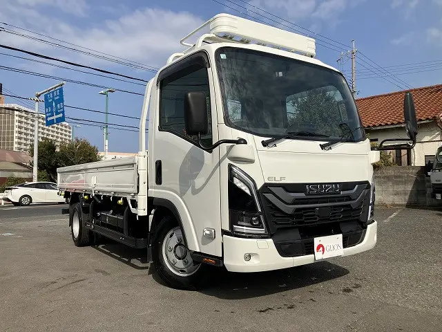 いすゞ エルフ 2RG-NLR88AC(2WD)の写真3