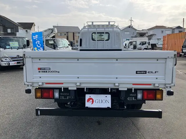 いすゞ エルフ 2RG-NLR88AC(2WD)の写真7