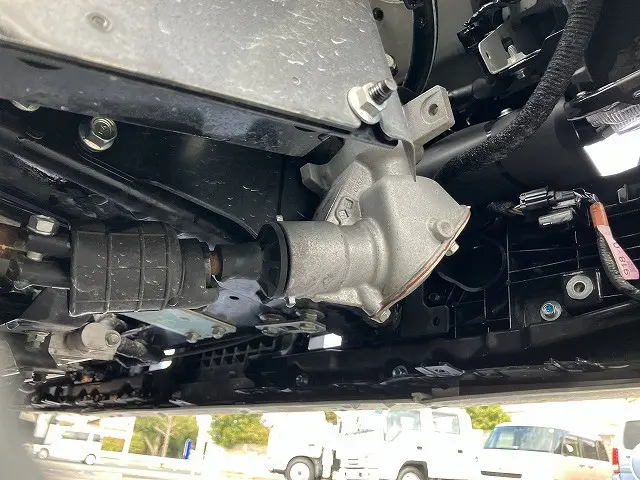 いすゞ エルフ 2RG-NLR88AC(2WD)の写真18