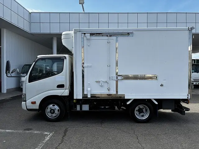 日野 デュトロ 2RG-XZC605M(2WD)の写真4
