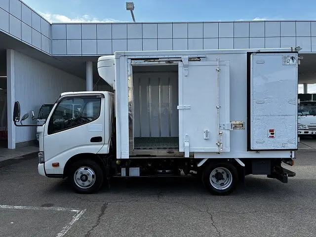 日野 デュトロ 2RG-XZC605M(2WD)の写真11