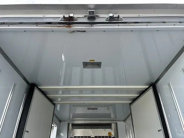 日野 デュトロ 2RG-XZC605M(2WD)の写真18