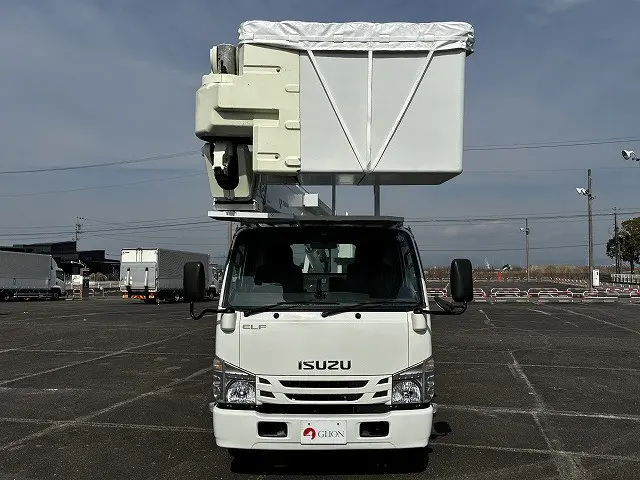 いすゞ エルフ TKG-NKR85YN(2WD)の写真2