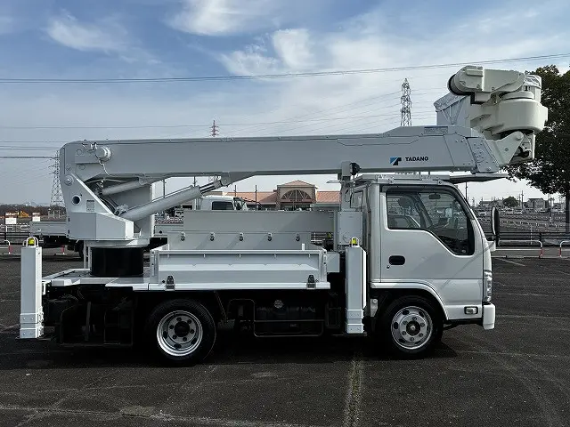 いすゞ エルフ TKG-NKR85YN(2WD)の写真5