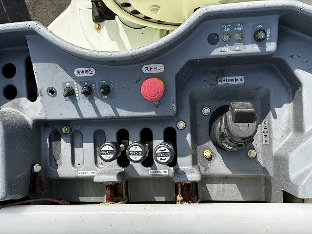 いすゞ エルフ TKG-NKR85YN(2WD)の写真19