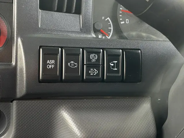 いすゞ エルフ TKG-NKR85YN(2WD)の写真37