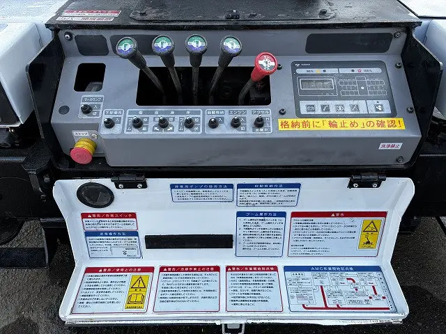 いすゞ エルフ TKG-NKR85YN(2WD)の写真43