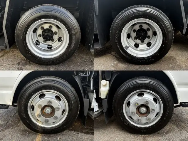 いすゞ エルフ TKG-NKR85YN(2WD)の写真44