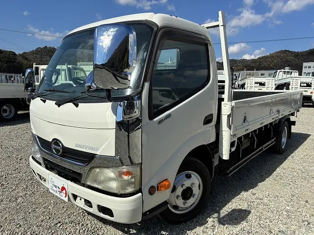 日野 デュトロ SKG-XZU650M(2WD)の写真1