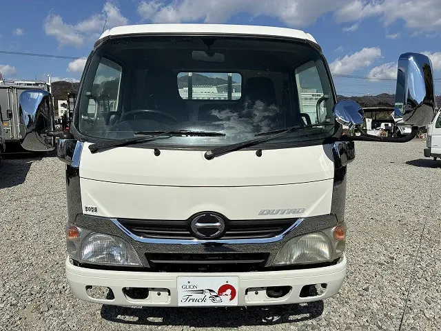 日野 デュトロ SKG-XZU650M(2WD)の写真2