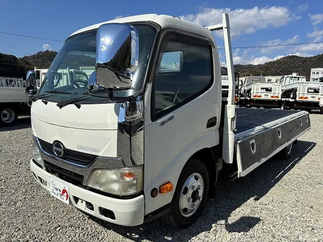 日野 デュトロ SKG-XZU650M(2WD)の写真9