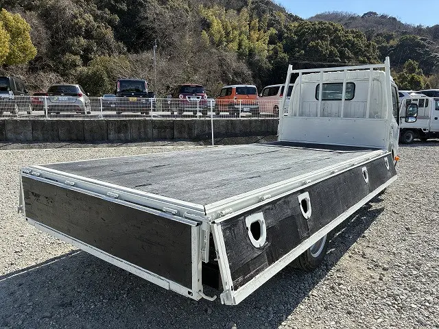 日野 デュトロ SKG-XZU650M(2WD)の写真15