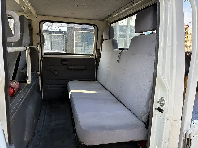 いすゞ エルフ TPG-NHR85A(2WD)の写真29