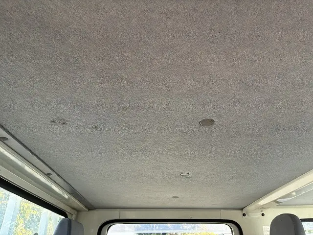 いすゞ エルフ TPG-NHR85A(2WD)の写真31