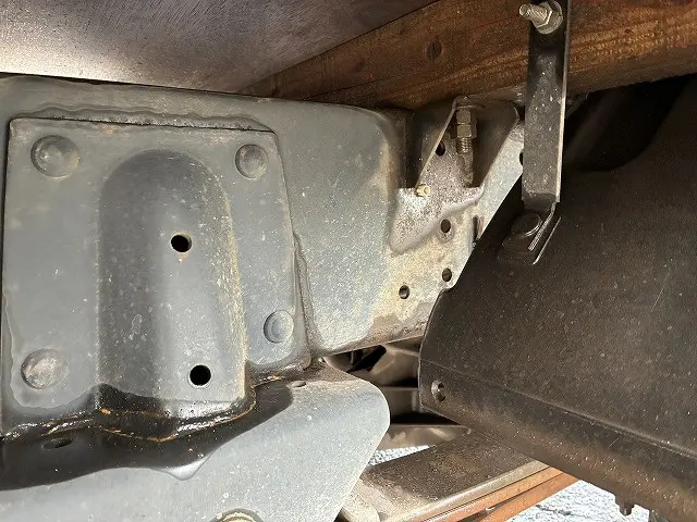 いすゞ エルフ TPG-NHR85A(2WD)の写真48