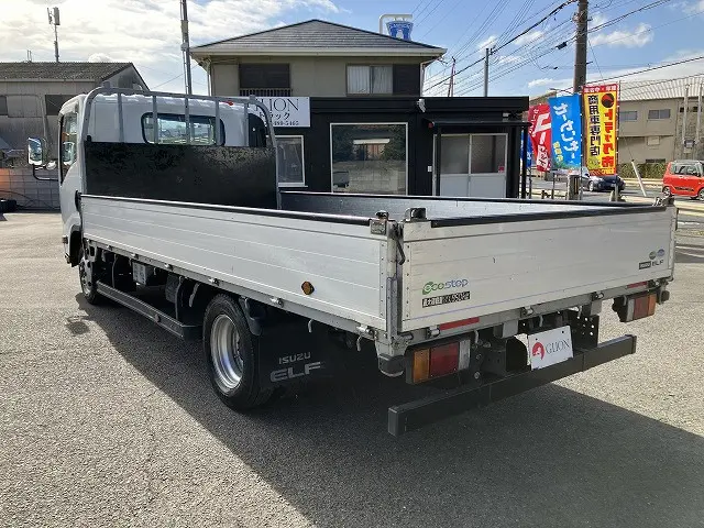 いすゞ エルフ TRG-NNR85AR(2WD)の写真6