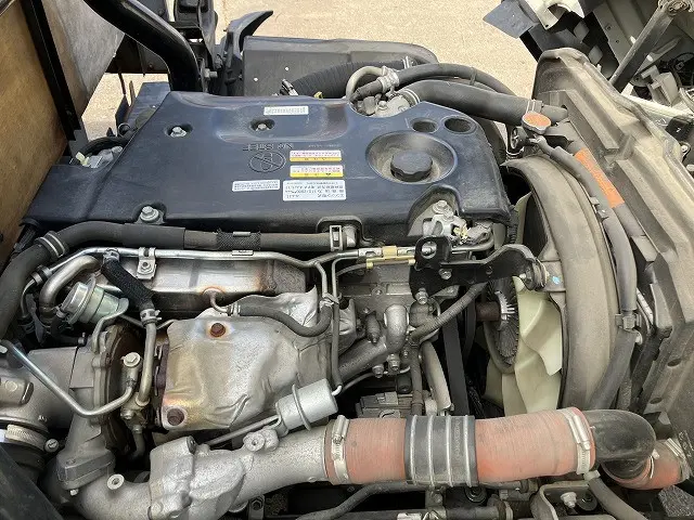 いすゞ エルフ TRG-NNR85AR(2WD)の写真17