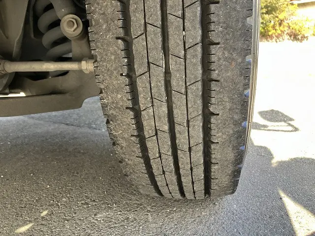 いすゞ エルフ TRG-NNR85AR(2WD)の写真26