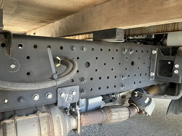 いすゞ エルフ TRG-NNR85AR(2WD)の写真34