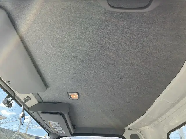 いすゞ エルフ TRG-NNR85AR(2WD)の写真47