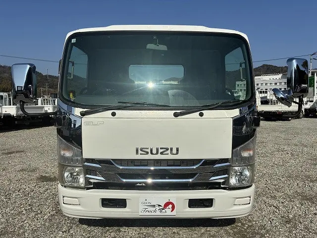 いすゞ エルフ BDG-NPR85AN(2WD)の写真2