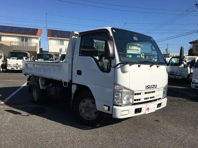いすゞ エルフ TKG-NKR85AN(2WD)の写真10