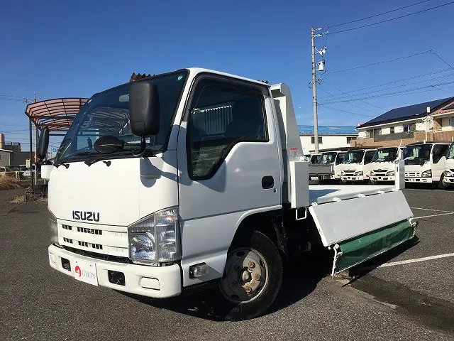 いすゞ エルフ TKG-NKR85AN(2WD)の写真16