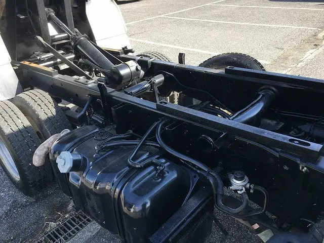 いすゞ エルフ TKG-NKR85AN(2WD)の写真26