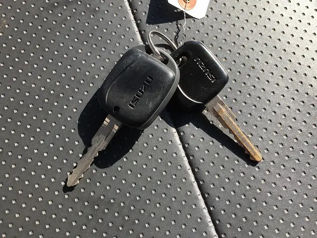 いすゞ エルフ TKG-NKR85AN(2WD)の写真49