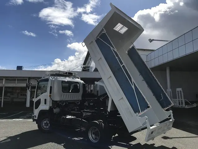 いすゞ フォワード TKG-FRR90S1(2WD)の写真4
