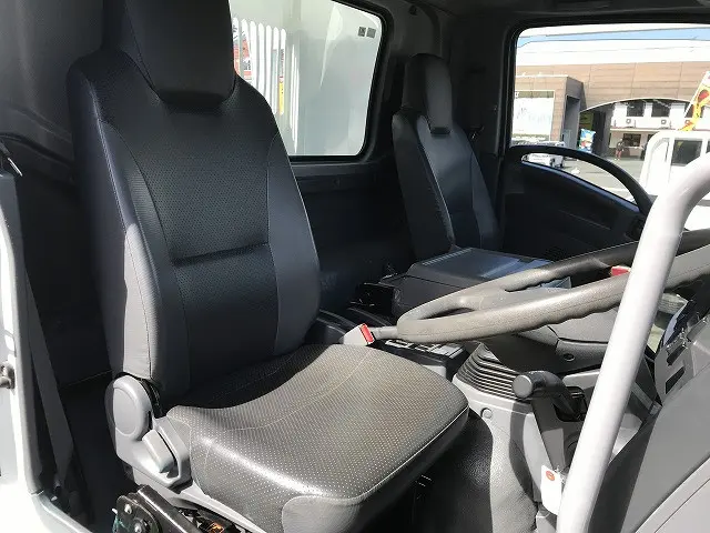 いすゞ フォワード TKG-FRR90S1(2WD)の写真35