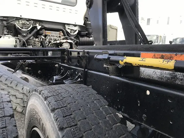 いすゞ フォワード TKG-FRR90S1(2WD)の写真44