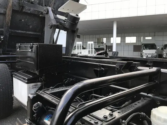 いすゞ フォワード TKG-FRR90S1(2WD)の写真45