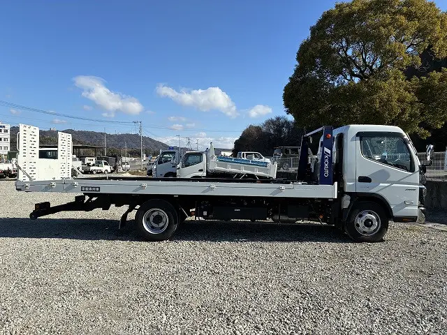 三菱 キャンター 2PG-FEB80(2WD)の写真5