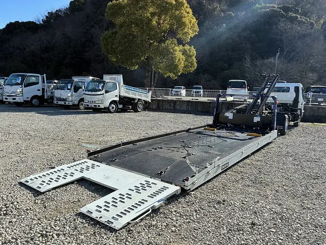 三菱 キャンター 2PG-FEB80(2WD)の写真15