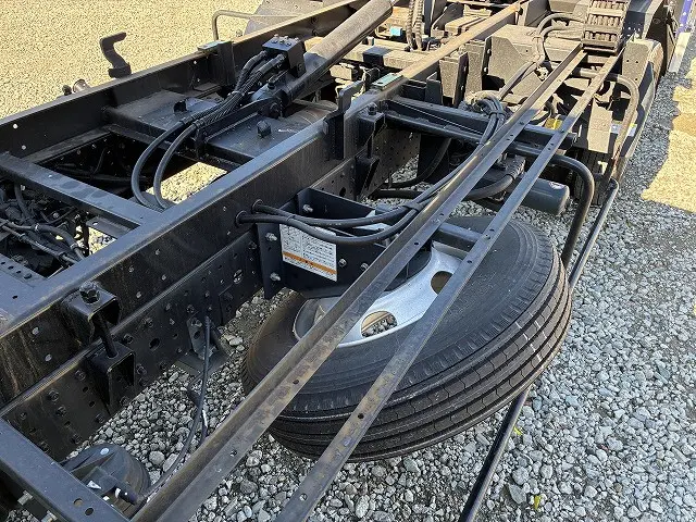 三菱 キャンター 2PG-FEB80(2WD)の写真36