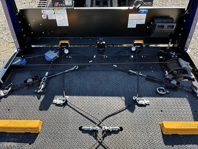 三菱 キャンター 2PG-FEB80(2WD)の写真41