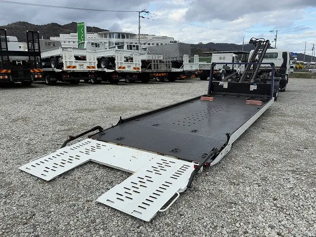 三菱 キャンター TKG-FEB50(2WD)の写真15