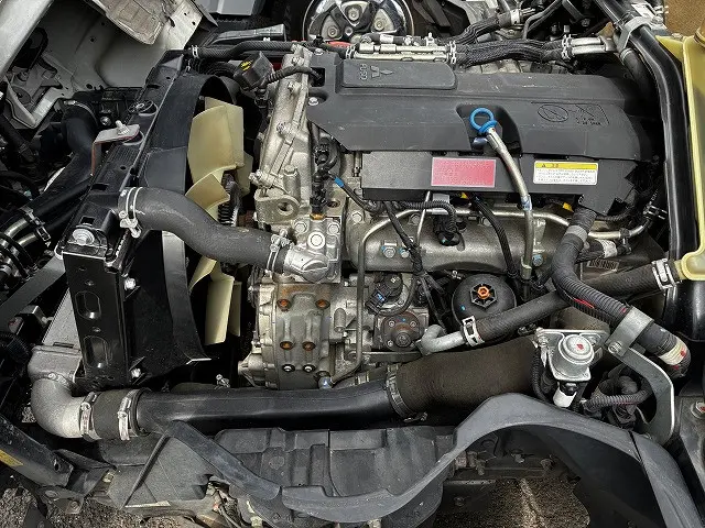 三菱 キャンター TPG-FBA20(2WD)の写真19
