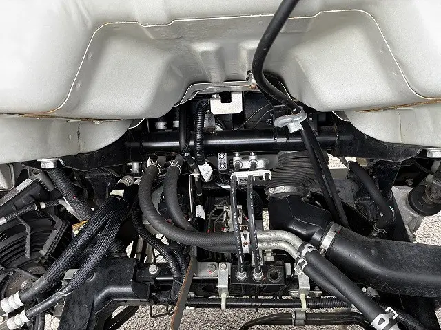 三菱 キャンター TPG-FBA20(2WD)の写真21