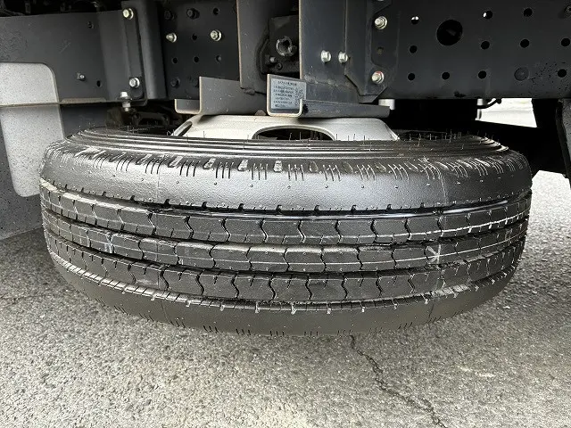 三菱 キャンター TPG-FBA20(2WD)の写真29