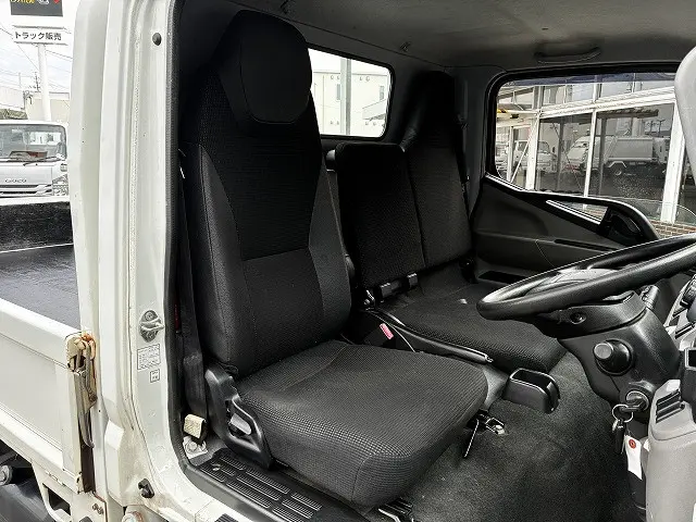三菱 キャンター TPG-FBA20(2WD)の写真38