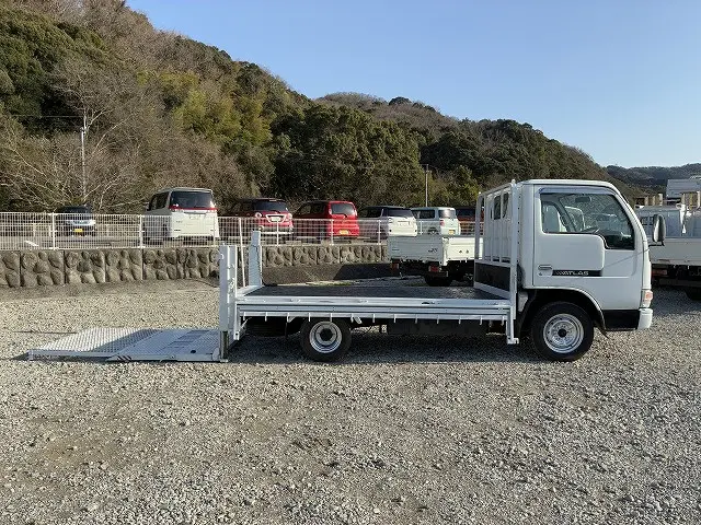 日産 アトラス KG-SR4F23(2WD)の写真12