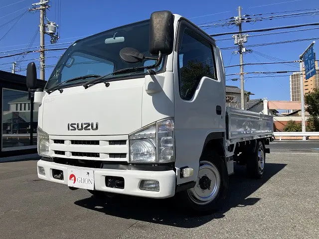 いすゞ エルフ BKG-NHS85A(4WD)の写真1