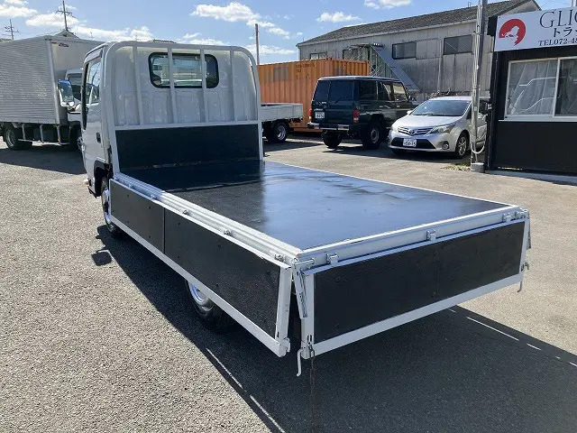 いすゞ エルフ BKG-NHS85A(4WD)の写真13