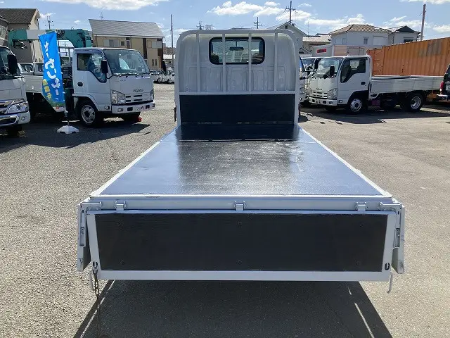 いすゞ エルフ BKG-NHS85A(4WD)の写真14