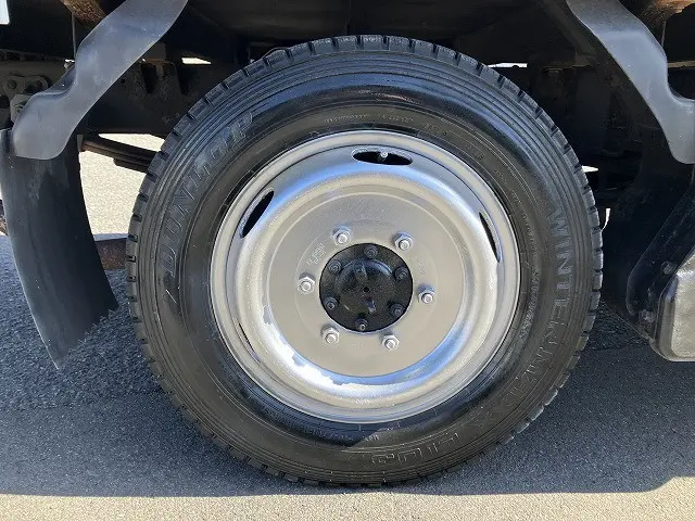 いすゞ エルフ BKG-NHS85A(4WD)の写真30