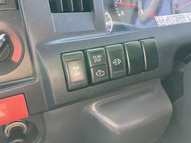 いすゞ エルフ BKG-NHS85A(4WD)の写真38